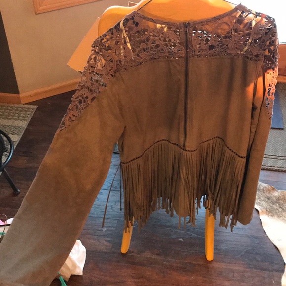 Suede fringe top - Picture 2 of 3